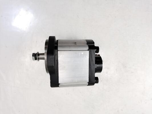 qualité  Hydraulic Gear Pump 20K-60-31182 High Quality  Iron and Aluminum alloy materials  Range for Construction Machinery Factory Supply Hydraulic Spare Parts usine