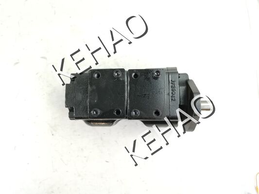 qualité  JCB Hydraulic Gear Pump JCB36+29 Flat Key Left Rotation High Pressure with 16cm³ Displacement and 250 bar High Pressure Gear Pump OEM ODM usine