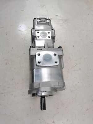qualité  Komatsu Gear Pump 705-57-21000 Oil Pump Cast Iron Aluminum alloy materialsl Pump 150bar-250bar Pressure Hydraulic Parts for Construction Machinery usine