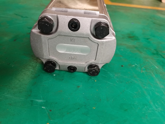 CBTL1-F416F416-ALΦ Pompe à engrenages en aluminium de la série CBT pour camions à décharges / fourchettes / grues