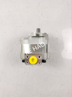 La pompe à engrenages Komatsu GD605A GD655A WA100 WA100SS WA100SSS WA120 WA120L WR11 WR11SS est équipée d'une pompe à engrenages GD605A.