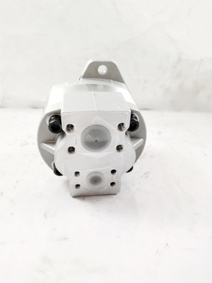 705-21-32051 pompe Assy Torqflow Komatsu Parts D85A D85C D85E D85P