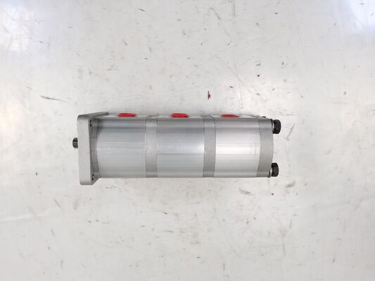 Matériaux en alliage de fer et d'aluminium Pompe à engrenages hydrauliques 12+12+9CC-15T-R Range pour les machines de construction Fourniture d'usine Pièces de rechange hydrauliques