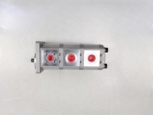 Matériaux en alliage de fer et d'aluminium Pompe à engrenages hydrauliques 12+12+9CC-15T-R Range pour les machines de construction Fourniture d'usine Pièces de rechange hydrauliques