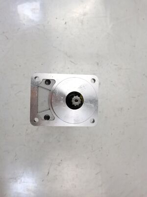 Pompe à engrenages hydraulique à 3 étages 16+16+16-10T-R Haute qualité Matériaux en alliage de fer et d'aluminium Gamme pour machines de construction Fourniture d'usine Pièces de rechange hydrauliques