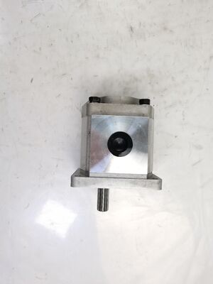 Couverture en fonte 704-12-26311 Pompe à engrenages hydrauliques pour machines agricoles Parties hydrauliques