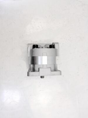 705-12-34110-SAR2-50H (1) Pompe à engrenages hydrauliques Couverture en fer forgé pour machines agricoles Pièces hydrauliques