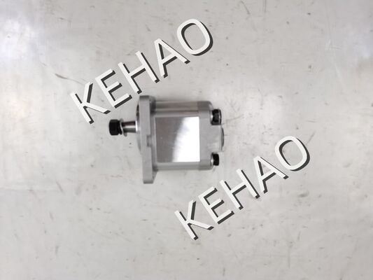 Pompes à engrenages hydrauliques personnalisées 9629671000 ((CMVD-F310-CLZS) Matériaux en alliage de fer et d'aluminium Pompes à engrenages pétroliers Pompes de transfert pour machines agricoles