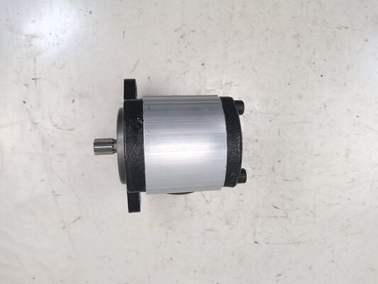 Personnaliser pompe hydraulique 1511 379 032 avec 13 dents 32cc 36cc 46cc Flux de taux pompe à engrenages à huile de fer moulé pour la construction équipement lourd
