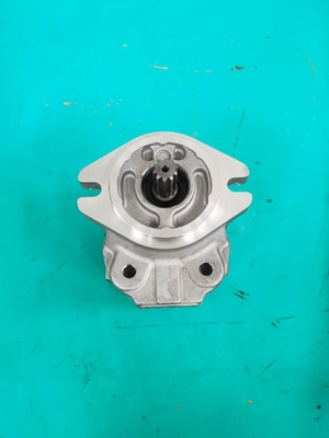 705-12-28010 poids de l'Assy GD300A GD605A GD655A GS360 de pompe de SAR25 KOMATSU : 4.58kgs