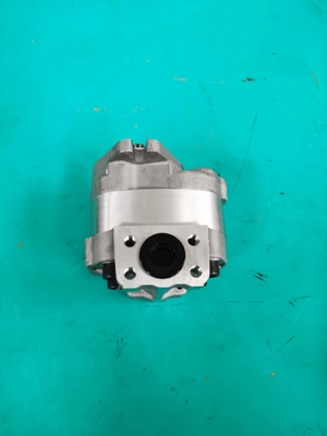 705-12-28010 poids de l'Assy GD300A GD605A GD655A GS360 de pompe de SAR25 KOMATSU : 4.58kgs
