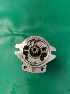 705-41-08260 excavatrice Gear Pump PC38UU PC38UUM (de 11+11+7+2.5) 8,86 kilogrammes